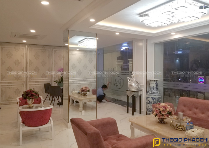 Trang Trí Phào Chỉ Nội Thất Thẩm Mỹ Viện Uyên Anh